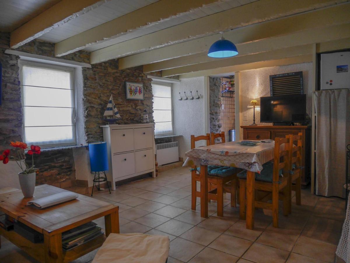 Maison Authentique Renovee, Proche Plage Et Commerces, Avec Terrasse Et Toutes Commodites, 2 Etoiles - Fr-1-418-135 Locmaria Bagian luar foto